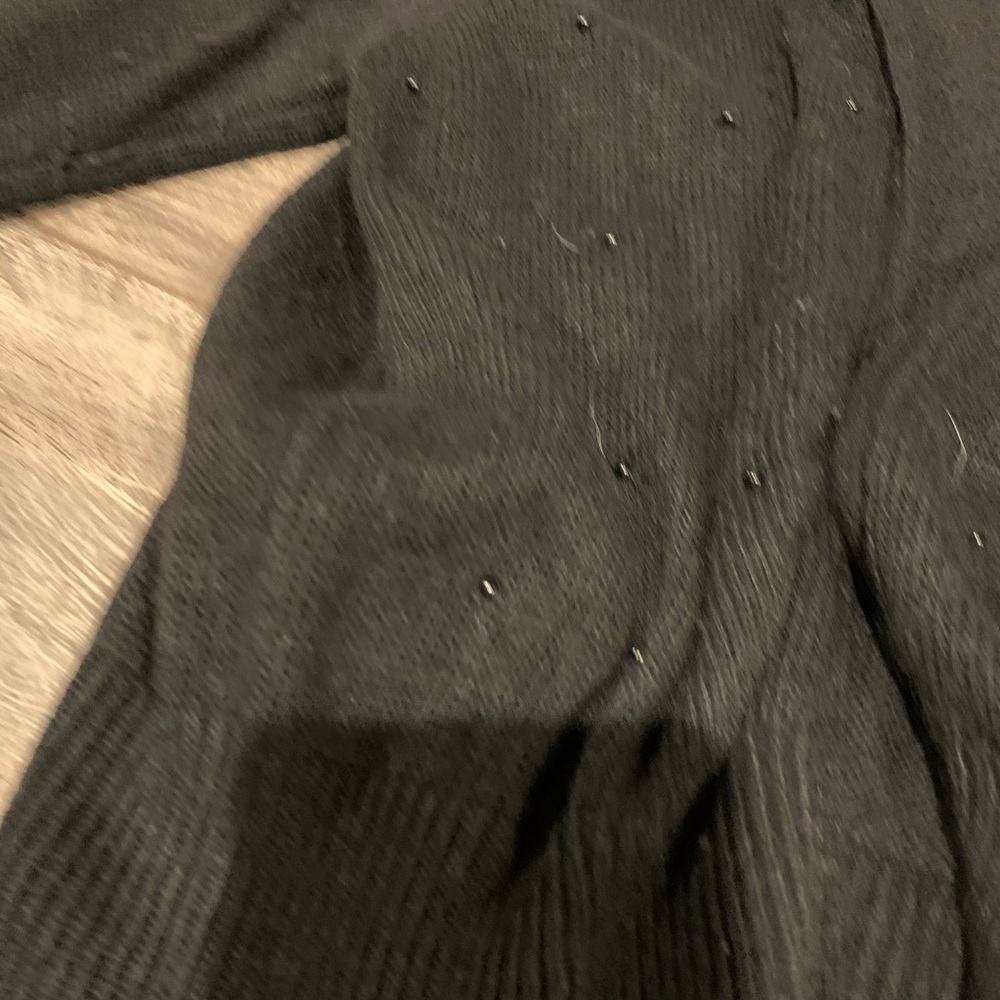 Mudo Collection Sweater - Picture 2 of 4